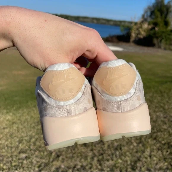 NIKE AIR MAX 90 CORAL PINK COLOR - Picture 3 of 3